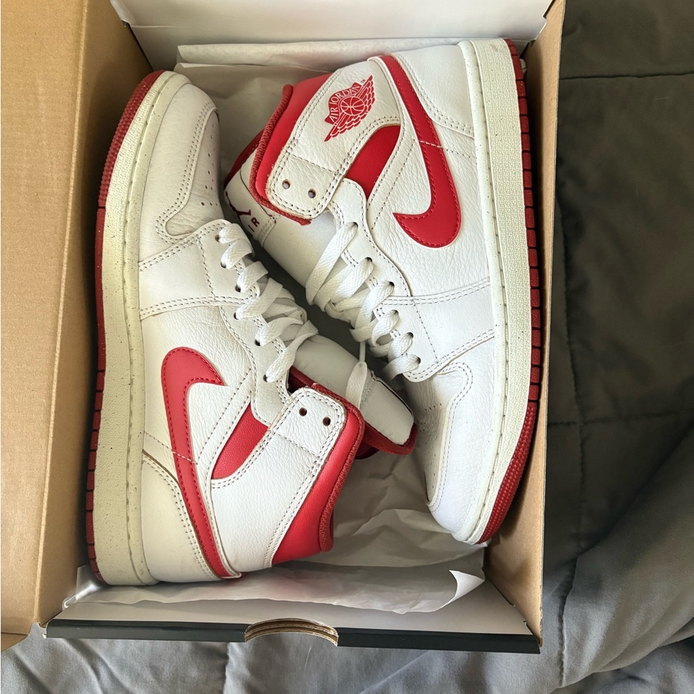 Nike White and Red Air Jordan 1 Mid SE